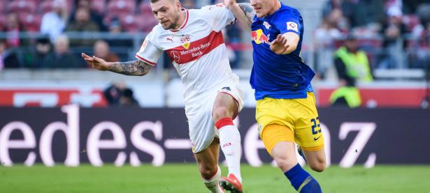 关于弗赖堡客场轻松击败汉诺威，赢得全取三分的信息