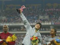 米兰体育直播-热血斗志！球员们的拼搏精神